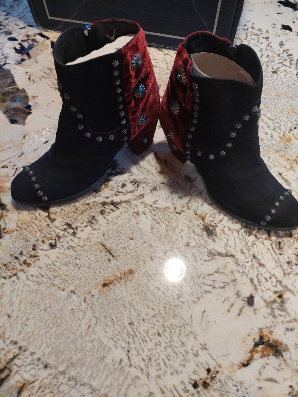 Double D Ranch Wine Velvet and black heeled Ankle boots Conchos/Turquoise sz 10 - Picture 3 of 15